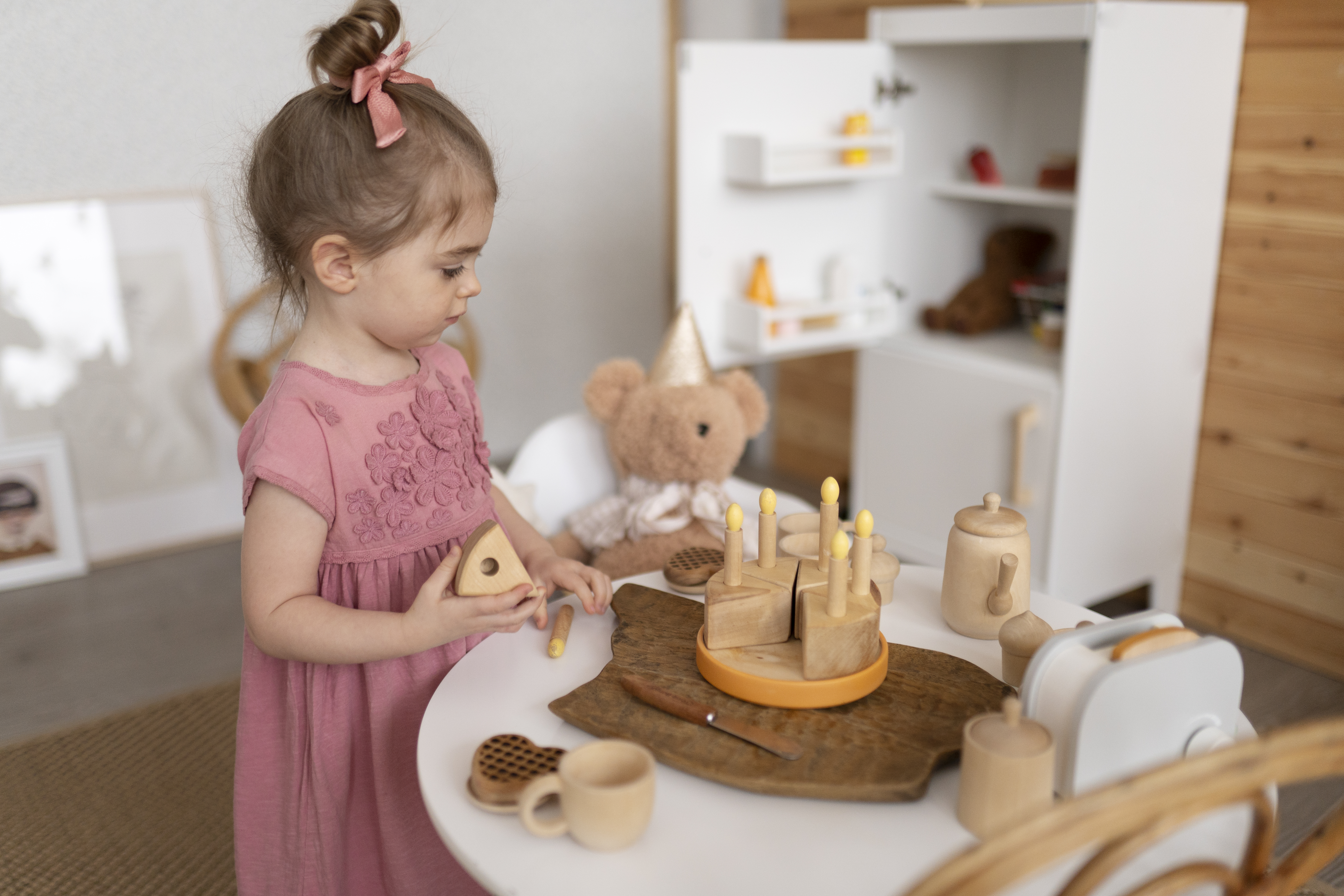 Pretend play wooden kitchen set